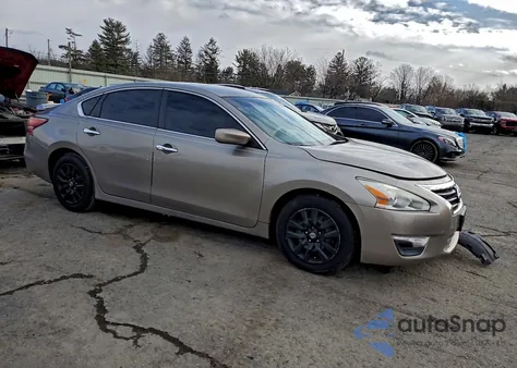 2015 Nissan Altima 2.5 from USA, damaged, VIN 1N4AL3AP1FC462332